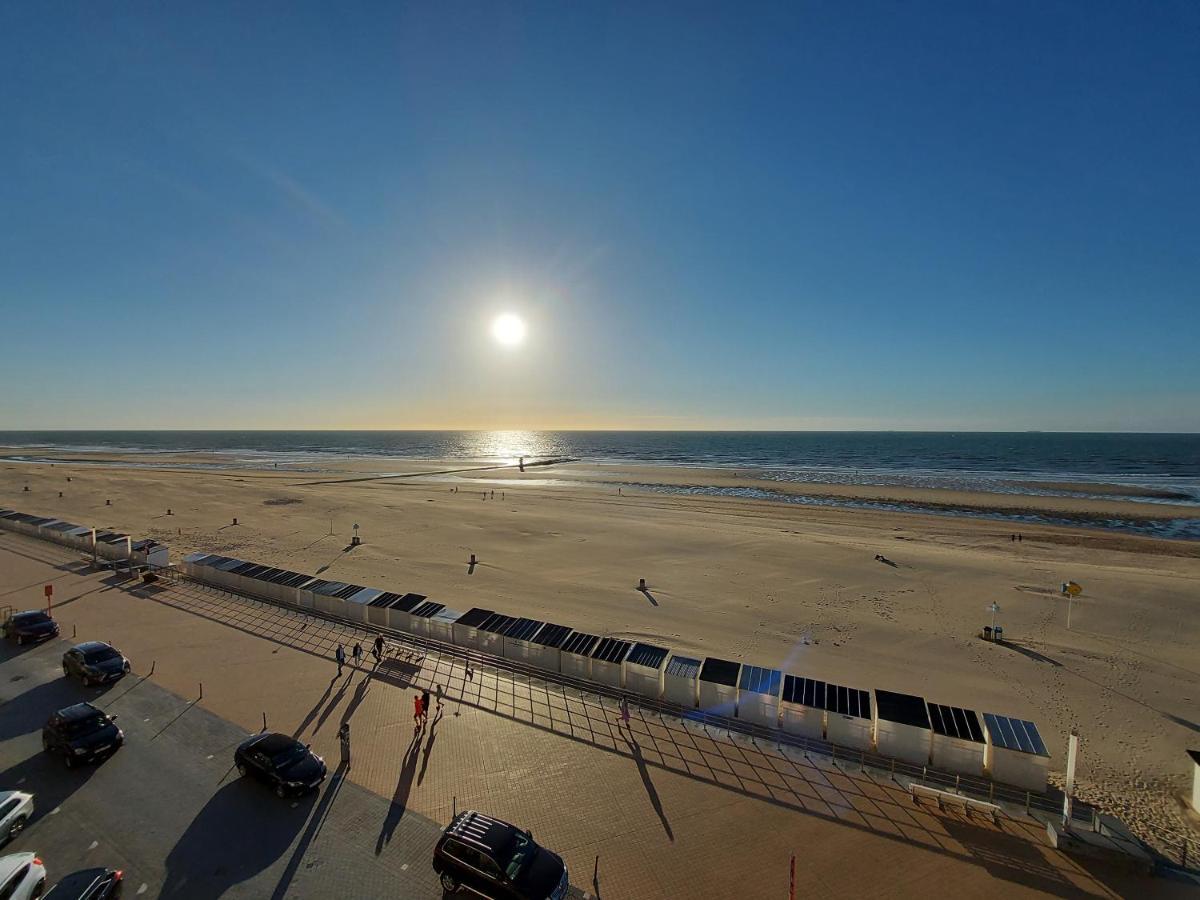 Appartement Met Zeezicht En Verwarmd Zwembad Ostende Extérieur photo